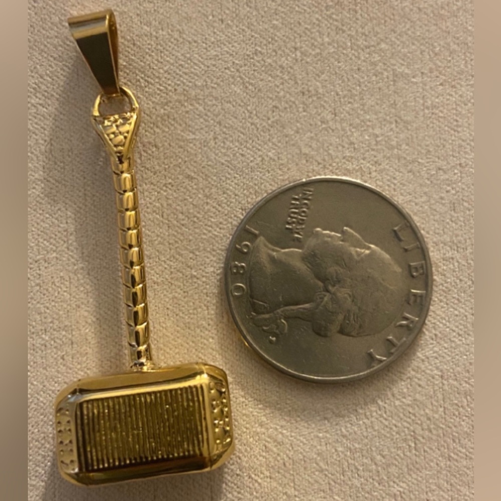 Stainless steel, hammer pendant, 18 karat gold plated